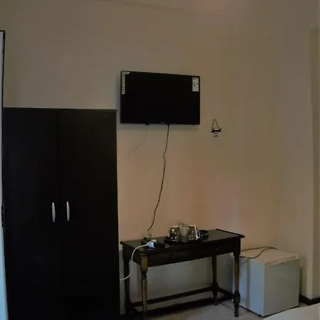 Hotel Batis *